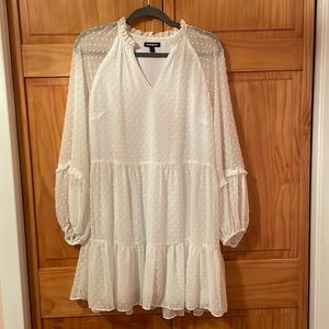 Express brand women’s size medium white dotted lined 3/4 sleeve dress